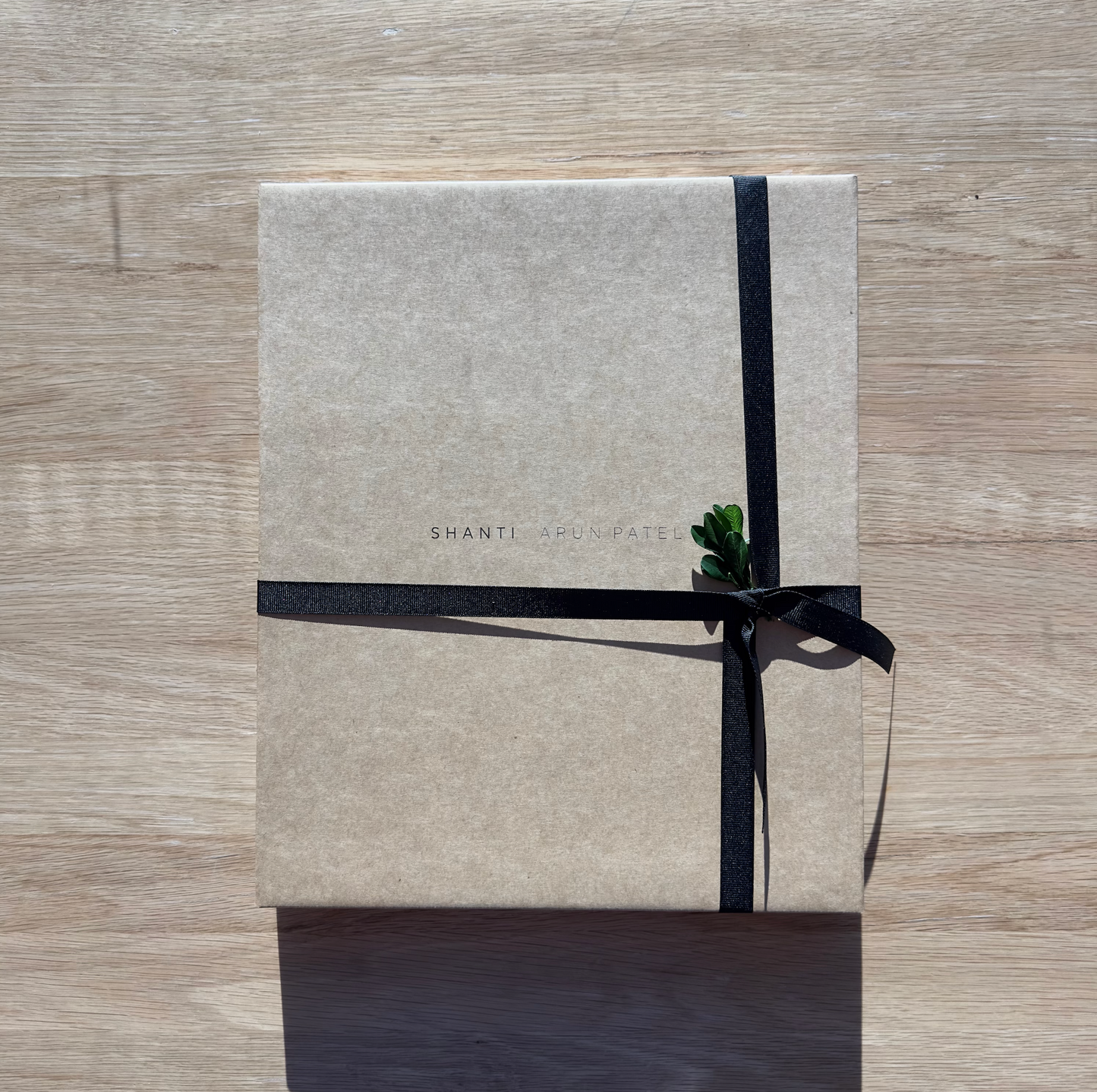Shanti by Arun Patel Gift Set
